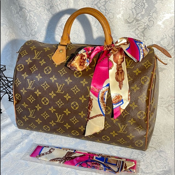Louis Vuitton Handbags - ✅LOUIS VUITTON ✅ Authentic- Speedy 35 Bag